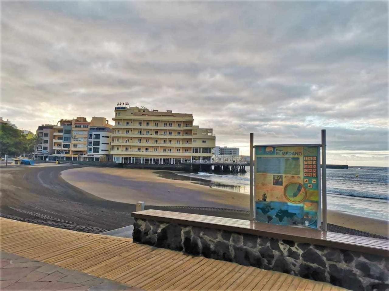 Apartamento Rentenerife Sand & Sea El Medano Eksteriør billede